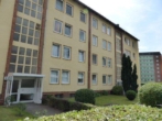Eingangsansicht im Sommer - Charmante 2 Zi.Wohnung Wohnung mit Südbalkon zu vermieten!!