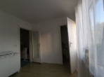 Durchgangszimmer - Familienfreundliches 4-5 Zimmer Mittelreihenhaus mit schönem Balkon und tollem Garten in Norderstedt-Harksheide zu vermieten !!