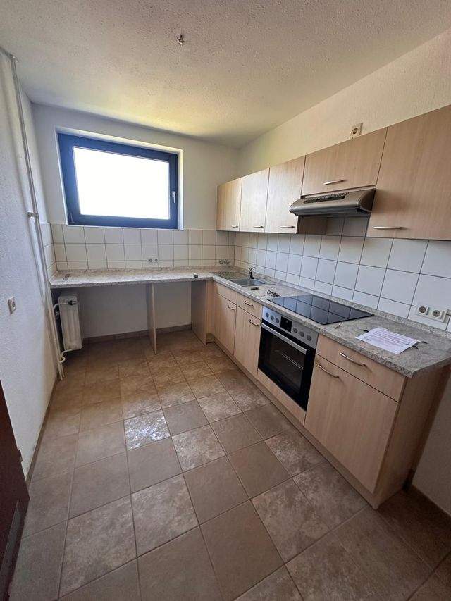 Einziehen und Wohlfühlen !! Schöne 3 Zimmer Wohnung mit schönem Sonnenbalkon in Norderstedt-Garstedt zu vermieten ! - Photo 3