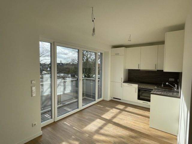 Wohntraum in Norderstedt ! Perfekte 4 Zimmer Wohnung mit Balkon und Dachterrasse in Norderstedt Friedrichsgabe zu vermieten !!, 22844 Norderstedt, Penthousewohnung