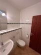 Badezimmer 1 - Charmante 2 Zi. Whg. mit Balkon in ruhiger 30er Zone und Sackgassenlage Nähe des Herold-Centers zu vermieten!!