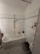 Badezimmer 1 - Tolle 2 Zi.-Wohnung mit großem Balkon in Norderstedt-Glashütte zu vermieten!