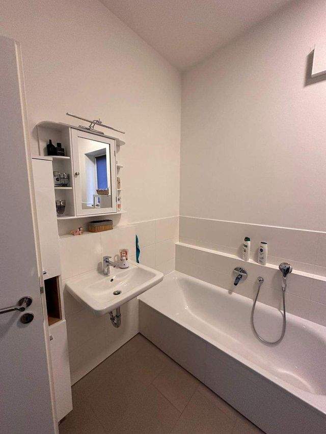 Schöner Wohnen !! Exklusive 2 Zi.Penthouse Wohnung mit riesiger Sonnenterrasse in Norderstedt – Harksheide zu vermieten !!! - Photo 5