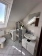 Badezimmer - Schnucklige 1,5 Zimmer DG-Wohnung im wärmegedämmten Haus in Norderstedt Garstedt zu vermieten !!