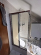 Badezimmer 1 - Schnucklige 1,5 Zimmer DG-Wohnung im wärmegedämmten Haus in Norderstedt Garstedt zu vermieten !!