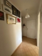 Flur mit Einbauschrank - Traumwohnung ! Schöne 2,5 Zimmer Wohnung mit Südwestbalkon im wärmegedämmten Haus in Norderstedt-Mitte zu vermieten!!!