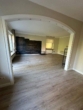 Blick ins Wohnzimmer - Die "Besondere" Top Wohn-Büro - Wohnung ! 3 Zimmer EG Wohnun mit Garten und großer Doppelgarage in Norderstedt-Garstedt zu vermieten !!!!
