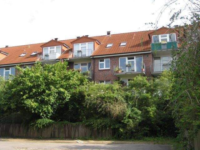 Einladende 2,5 Zimmer-Wohlfühlwohnung mit Sonnenbalkon in Norderstedt-Mitte zu vermieten !!, 22846 Norderstedt, Wohnung