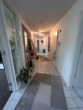 Flur - Charmante 5,5 Zi.Wohnung Endetage mit großem Balkon - Nähe Herold-Center zu vermieten !