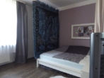 Schlafzimmer - Trendige 2 Zimmer Whg. mit einem schönen sonnigen Balkon in Norderstedt-Glashütte zu vermieten!!