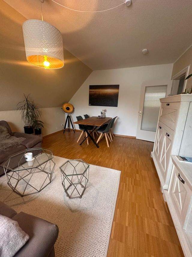Kuschelige kleine 2,5 Zimmer DG-Wohnung in Norderstedt-Garstedt zu vermieten !!! - Foto 2