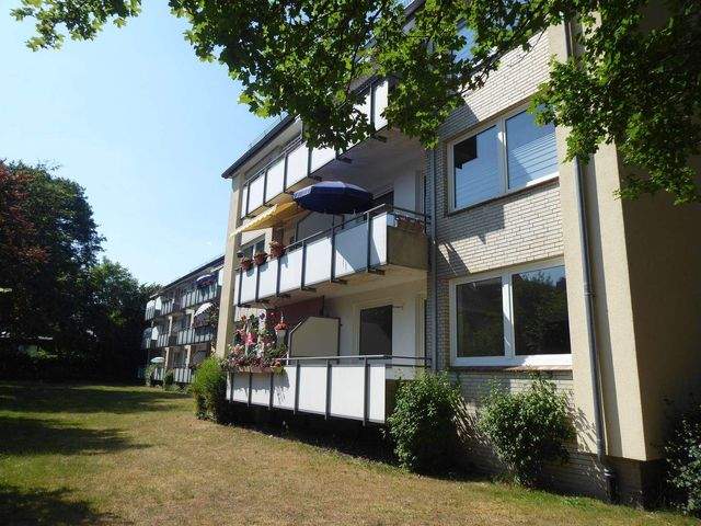 Sonnige 2,5 Zimmer EG-Wohnung mit einem schönen Balkon in Norderstedt-Glashütte zu vermieten!!, 22851 Norderstedt, Etagenwohnung