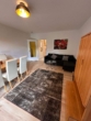 Wohnzimmer 2 - Schicke möblierte 1,5 Zi. Erdgeschoss Wohnung mit Terrasse in Norderstedt - Harksheide zu vermieten !!!