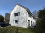 Aussenansicht - Neubau !! Exklusives 5 Zimmer Mittelreihenhaus mit Gartenanteil ( ca.100m²) in Norderstedt-Glashütte zu vermieten !!