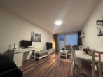 Wohnzimmer - Top moderne 1 Zimmer Wohnung mit Südbalkon in Norderstedt-Garstedt zu vermieten !!!