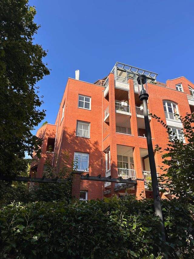 Traumhafte 3 Zimmer Wohnung mit Balkon – beim AEZ – in HH-Wellingsbüttel zu vermieten !!!, 22391 Hamburg, Etagenwohnung
