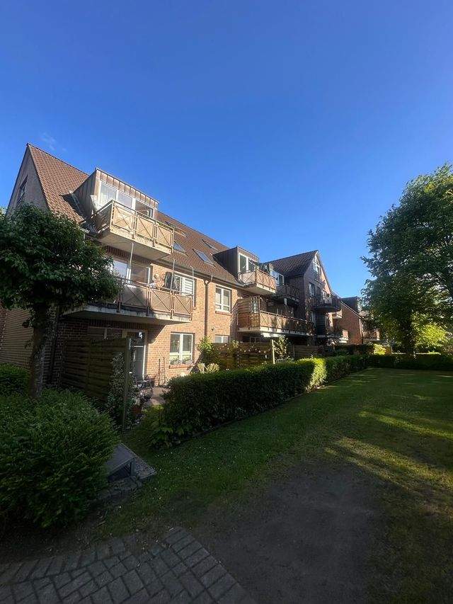 Charmante 3 Zimmer Wohnung mit Balkon in schöner Wohnanlage in Norderstedt-Garstedt Nähe Herold-Center zu vermieten !!, 22848 Norderstedt, Etagenwohnung