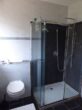 Schöner 3-4 Zimmer Endbungalow mit schönem Grundstück in Norderstedt Garstedt zu verkaufen!!! - Badezimmer mit Wanne und Dusche