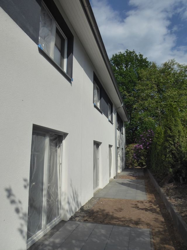 Neubau !! Exklusives 5 Zimmer Endreihenhaus mit Gartenanteil ( ca.100m²) in Norderstedt-Glashütte zu vermieten !!, 22851 Norderstedt, Reihenendhaus