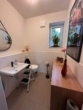 Gäste WC - Schöner Wohnen !! Exklusive 2 Zi.Penthouse Wohnung mit riesiger Sonnenterrasse in Norderstedt - Harksheide zu vermieten !!!