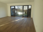 Wohnzimmer 1 - Charmante 4 Zimmer Maisonette Wohnung mit schöner Terrasse Garten und Balkon in HH - Poppenbüttel zu vermieten !