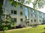 Eingangsansicht - Wohlfühloase !! Sonnige 2,5 Zimmer EG-Wohnung mit einem schönen Balkon in Norderstedt-Glashütte zu vermieten!!
