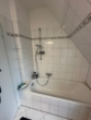 Badezimmer 1 - Wunderschöne und moderne 2 Zimmer DG - Wohnung in einem 4 Fam. Haus in Norderstedt-Garstedt zu vermieten !!!!