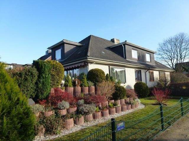 Pfiffige 3 Zimmer Soutt. Wohnung im 4 Fam.Haus in Norderstedt-Harksheide zu vermieten !!, 22844 Norderstedt, Wohnung