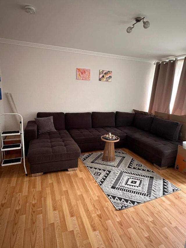 Elegante 2-3 Zimmer Wohnung mit Balkon im wärmegedämmten Haus in Norderstedt Garstedt zu vermieten !! - Photo 1