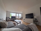 Wohnzimmer - Sanierte gut aufgeteilte 2 2/2 Zimmer Wohnung in Norderstedt-Glashütte ..Nähe Glashütter Markt zu vermieten !!