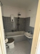 Badezimmer - Witzige 1,5 Zimmer Whg. mit einem schönen sonnigen Balkon in Norderstedt-Glashütte zu vermieten!!