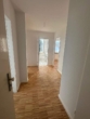Flur - Charmante 2,5 Zimmer Dachgeschosswohnung in ruhiger 30er Zone Nähe des Herold-Centers zu vermieten!!