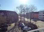 Blick vom Balkon 1 - Trendige 1 Zimmer Neubau-Wohnung mit Balkon und Carport in Bönningstedt zu vermieten !!!