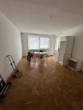 Wohnzimmer - Prima Wohnung mit Aussicht ! Schöne 2 Zimmer Wohnung im wärmegedämmten Haus in Norderstedt-Mitte zu vermieten!!!